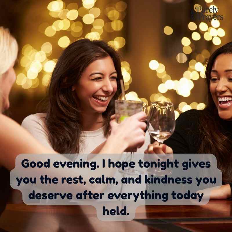 Evening Messages for a Female Friend That Feel Respectful and Sweet